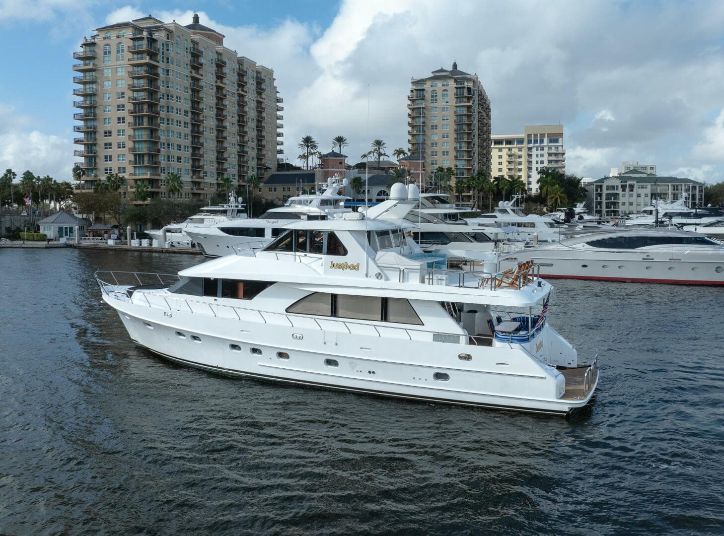 2005 Ocean Alexander 