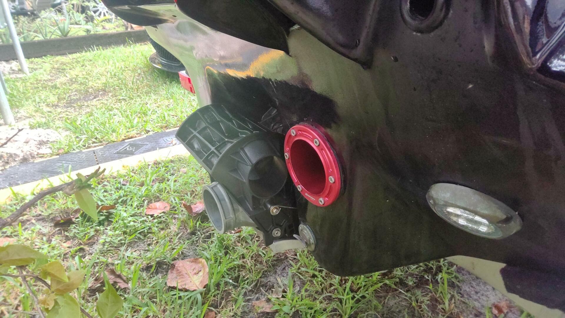 2024 Watersports Car L Series