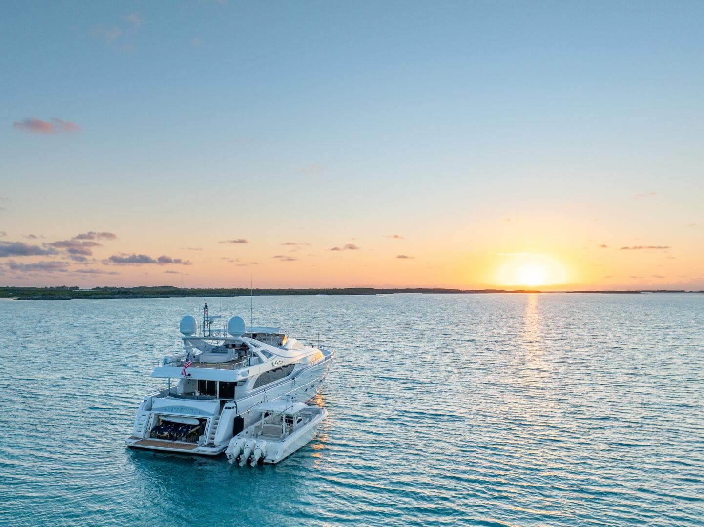 2004 Ferretti Yachts 