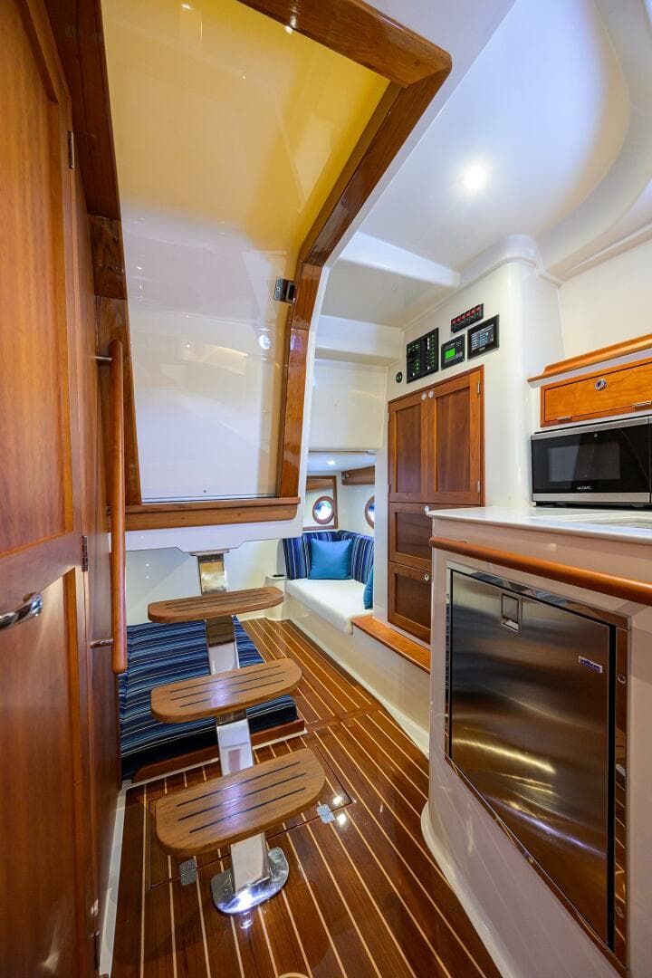 Hinckley 40X Renie Vie- Galley