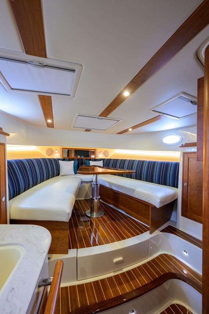 Hinckley 40X Renie Vie-Cabin Dinette