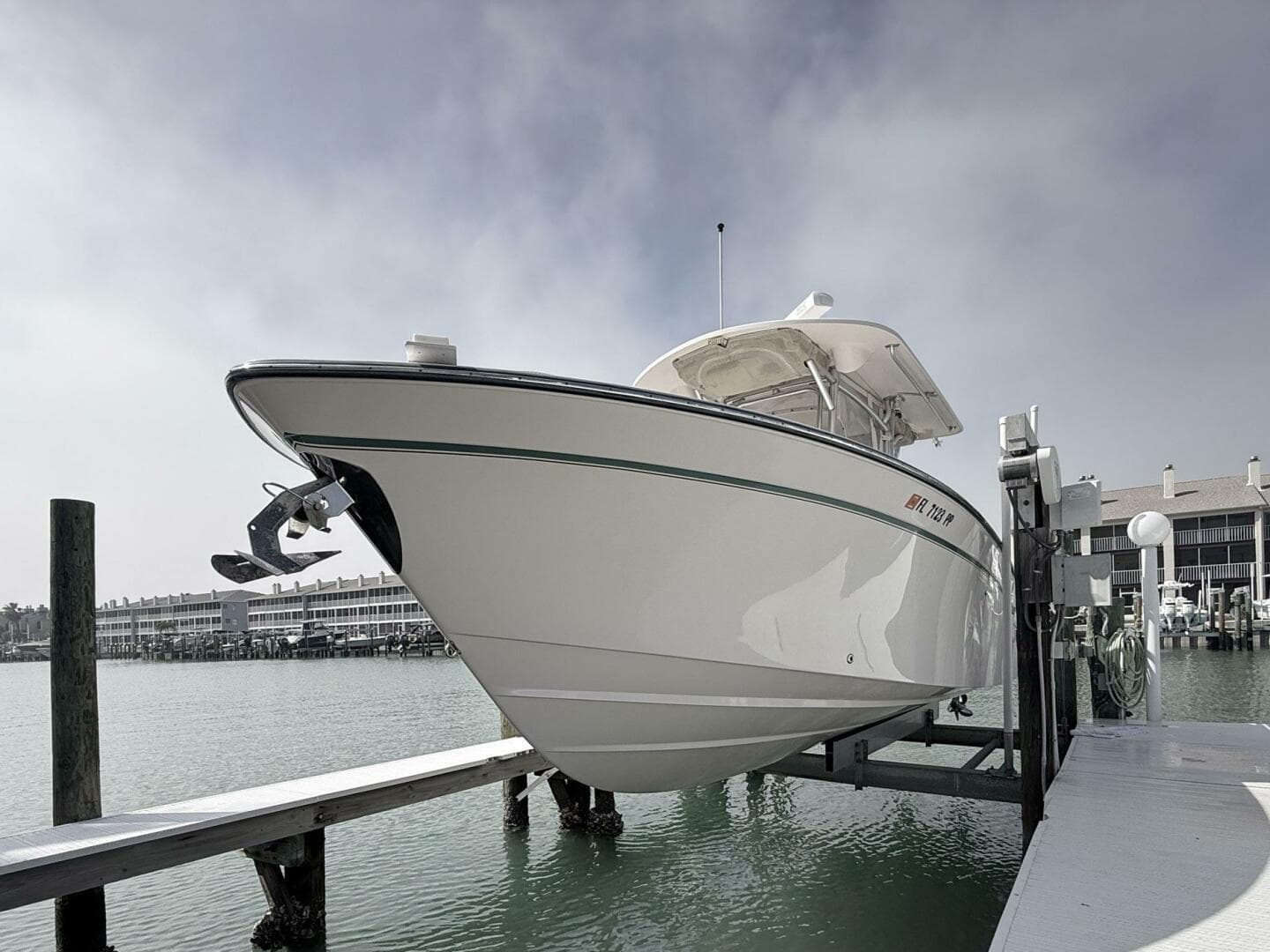 2013 Grady-White Canyon 306