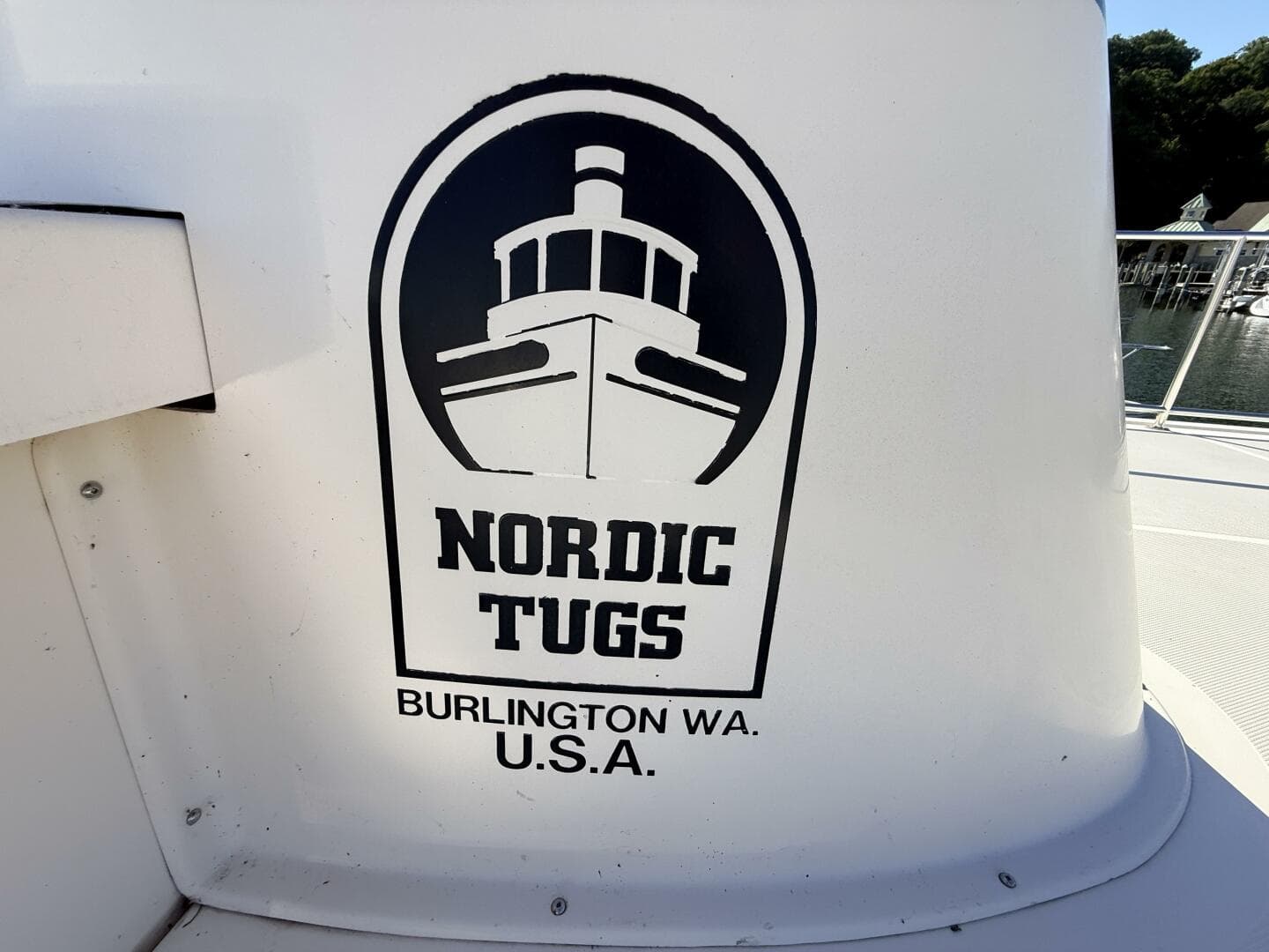 2000 Nordic Tugs 37