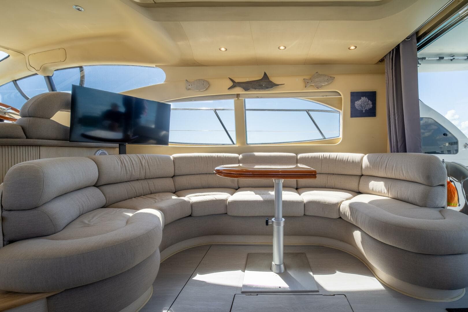 2001 Azimut 46
