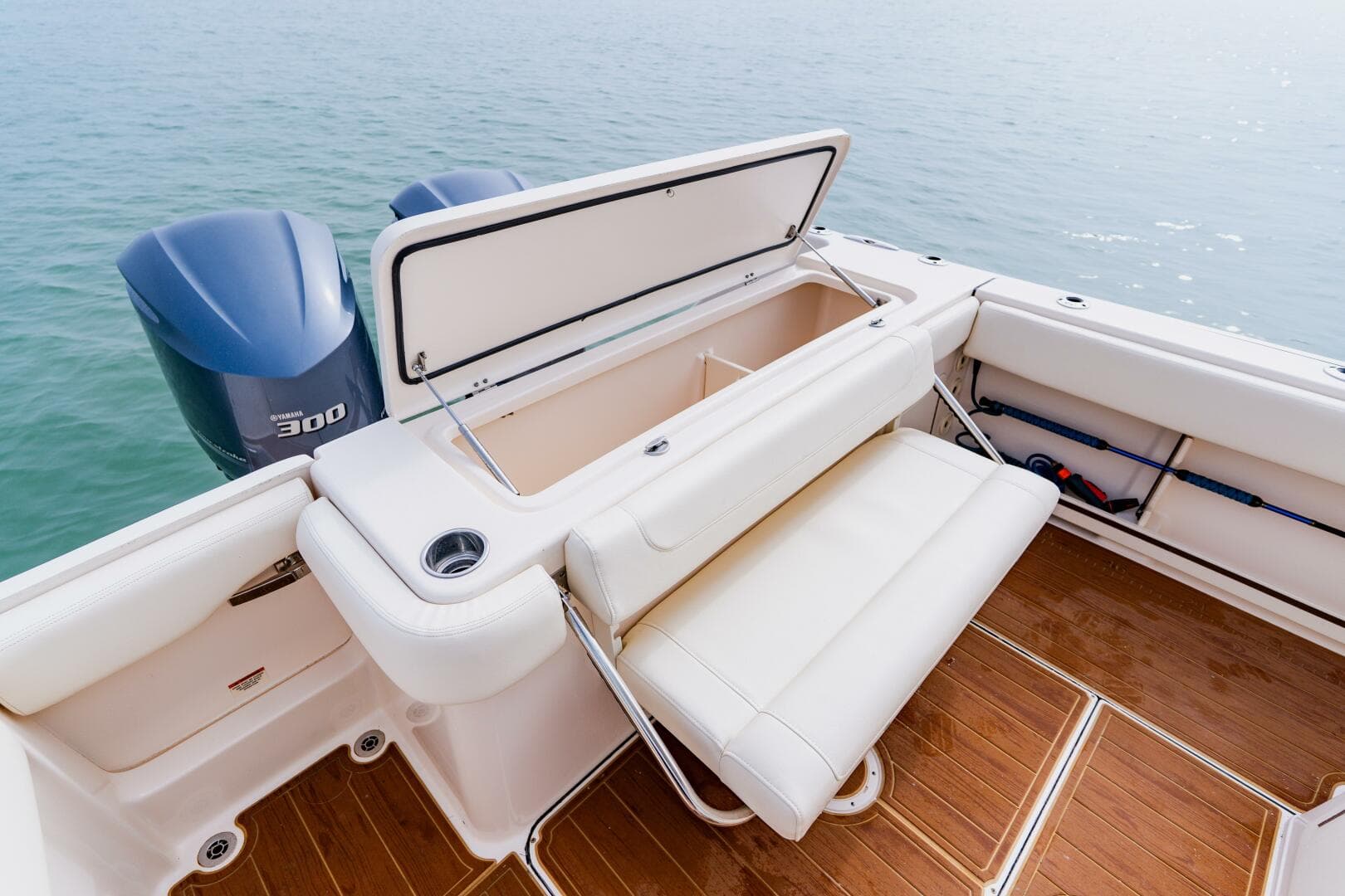 2021 Grady-White 306 Canyon