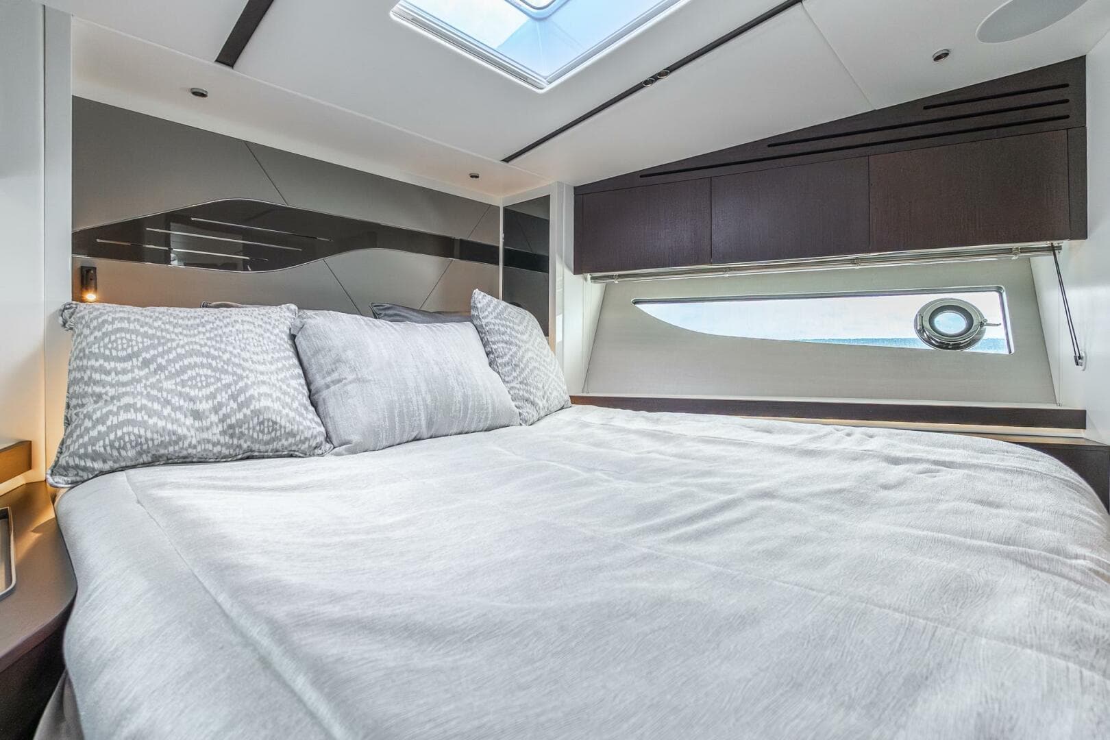 2021 Sunseeker Predator 60 EVO