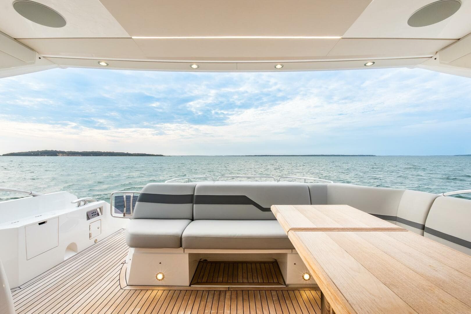 2021 Sunseeker Predator 60 EVO
