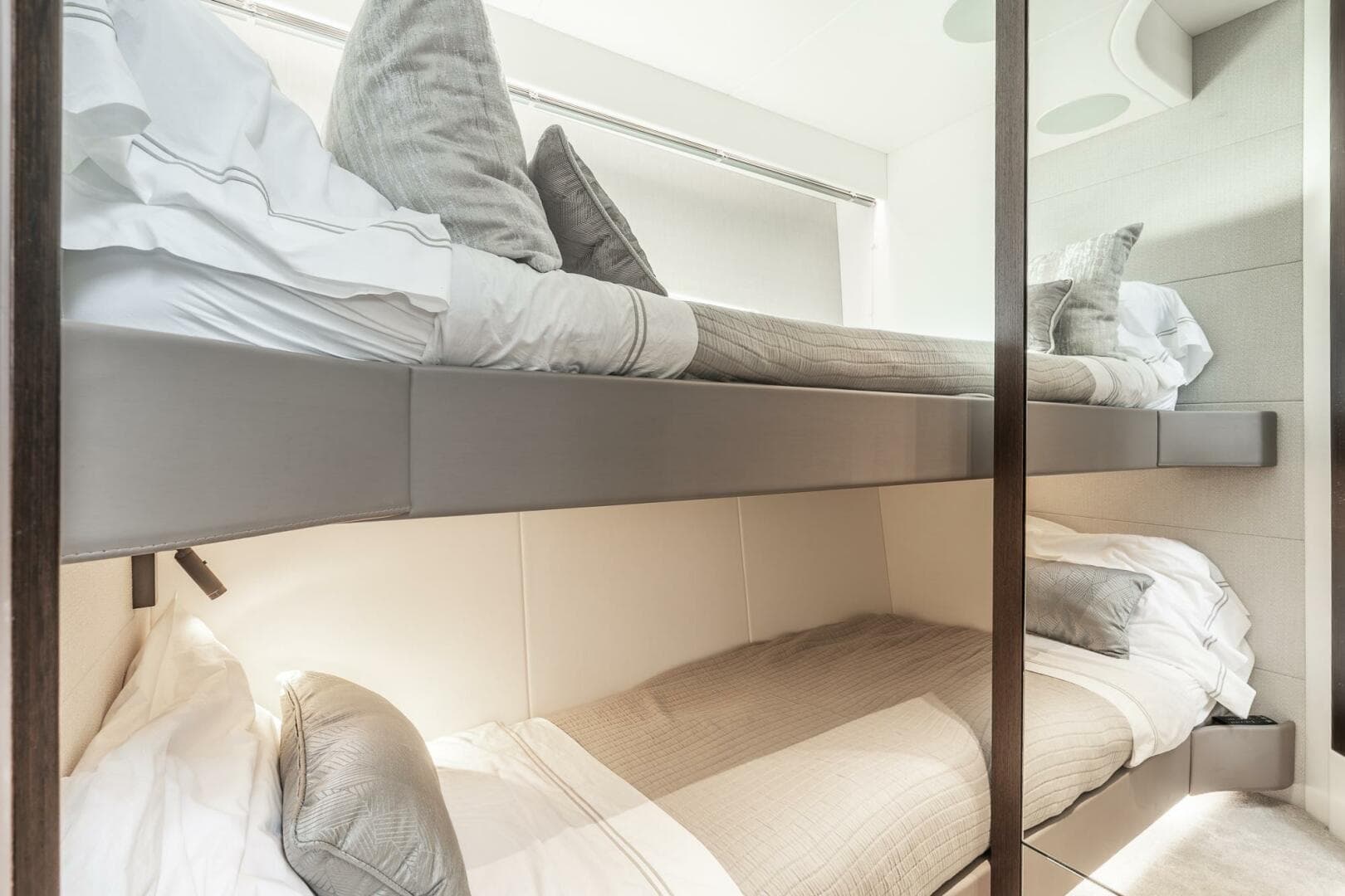 2021 Sunseeker Predator 60 EVO