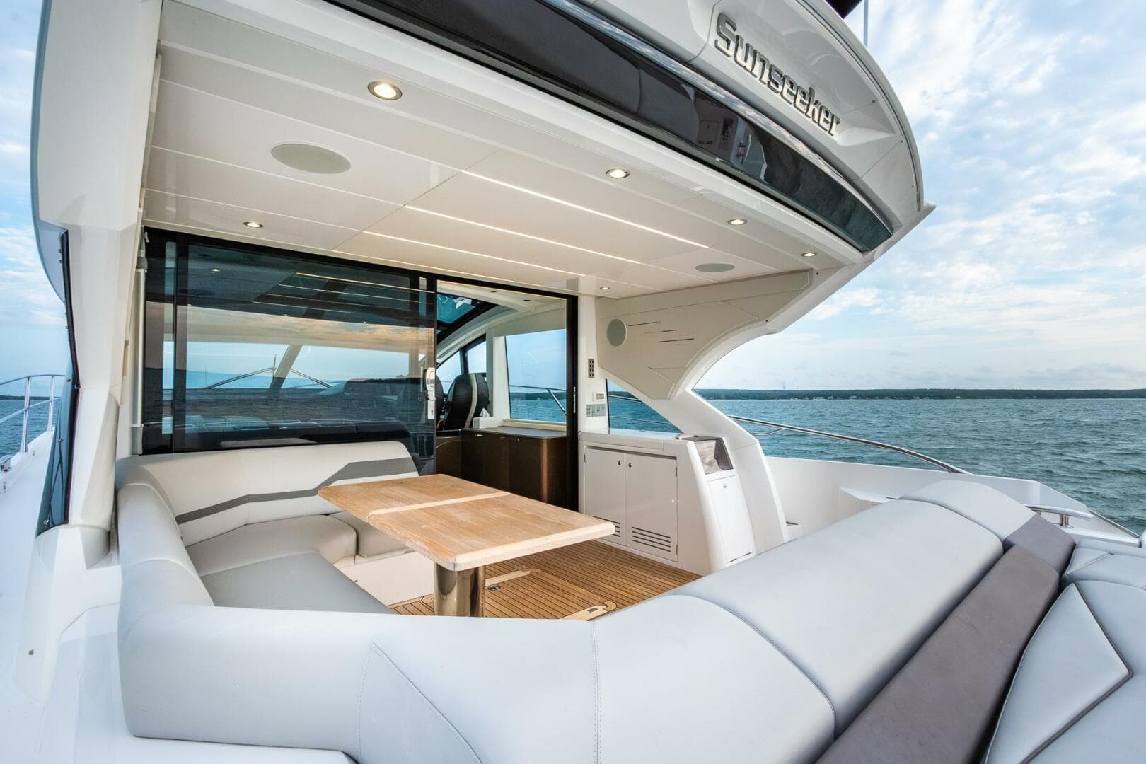 2021 Sunseeker Predator 60 EVO
