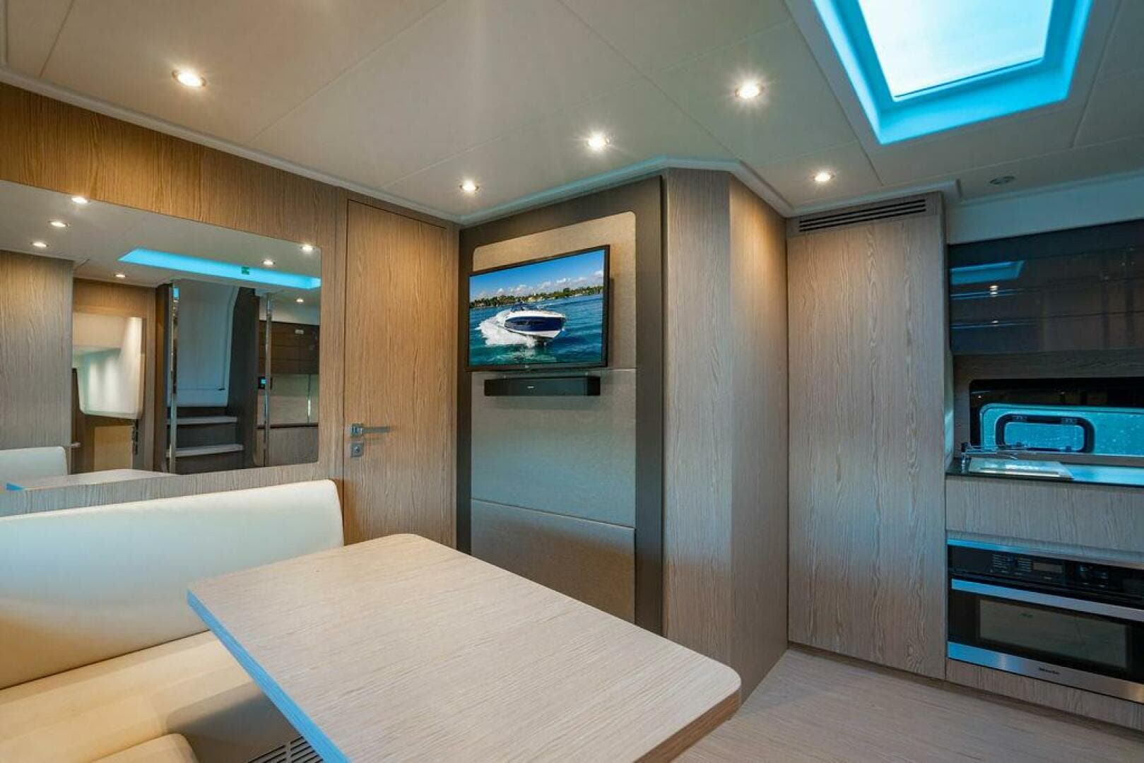 Azimut Atlantis 45 - Relax Josephine - Cabin, Dinette