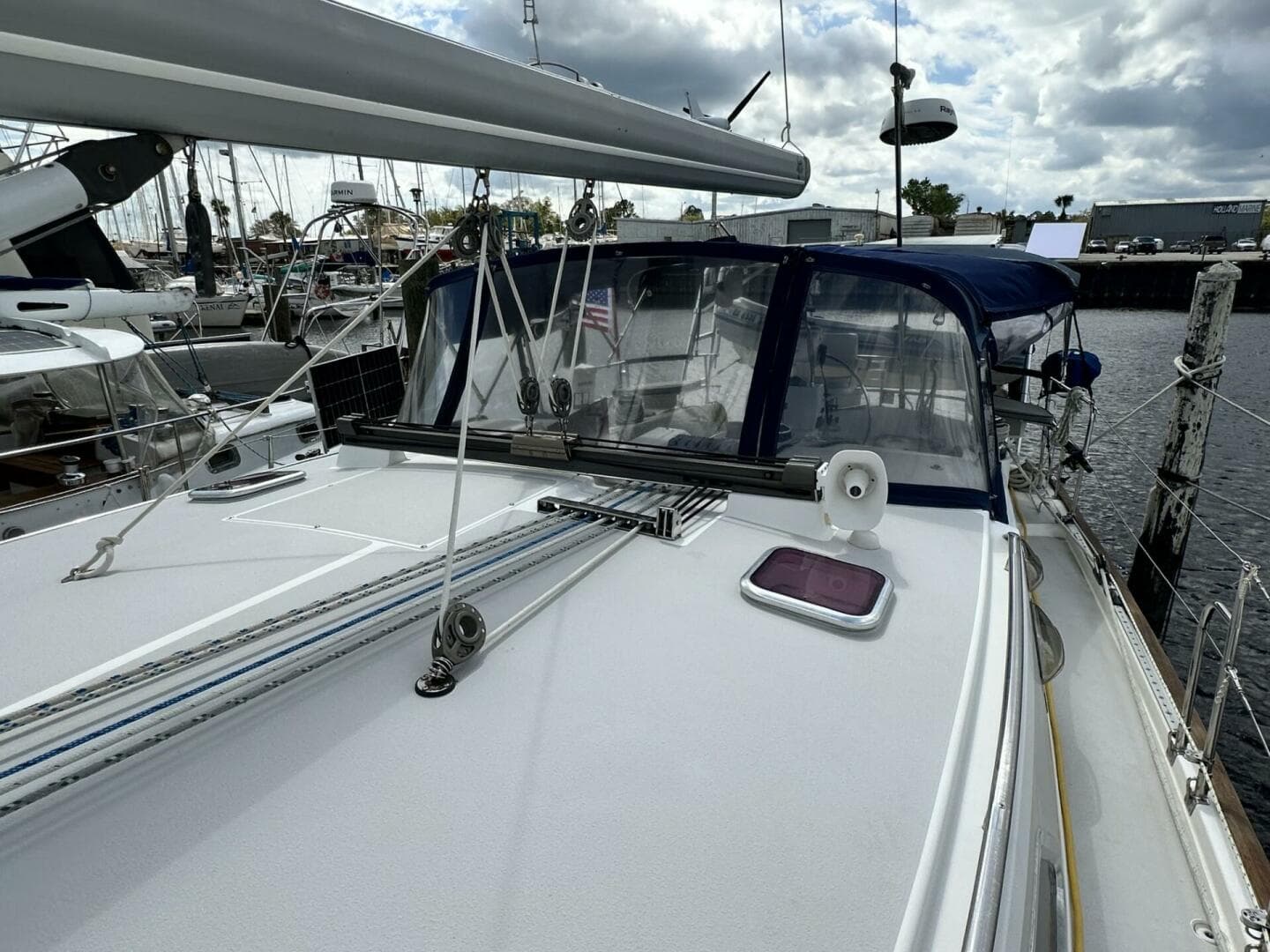 2005 Catalina Morgan 440