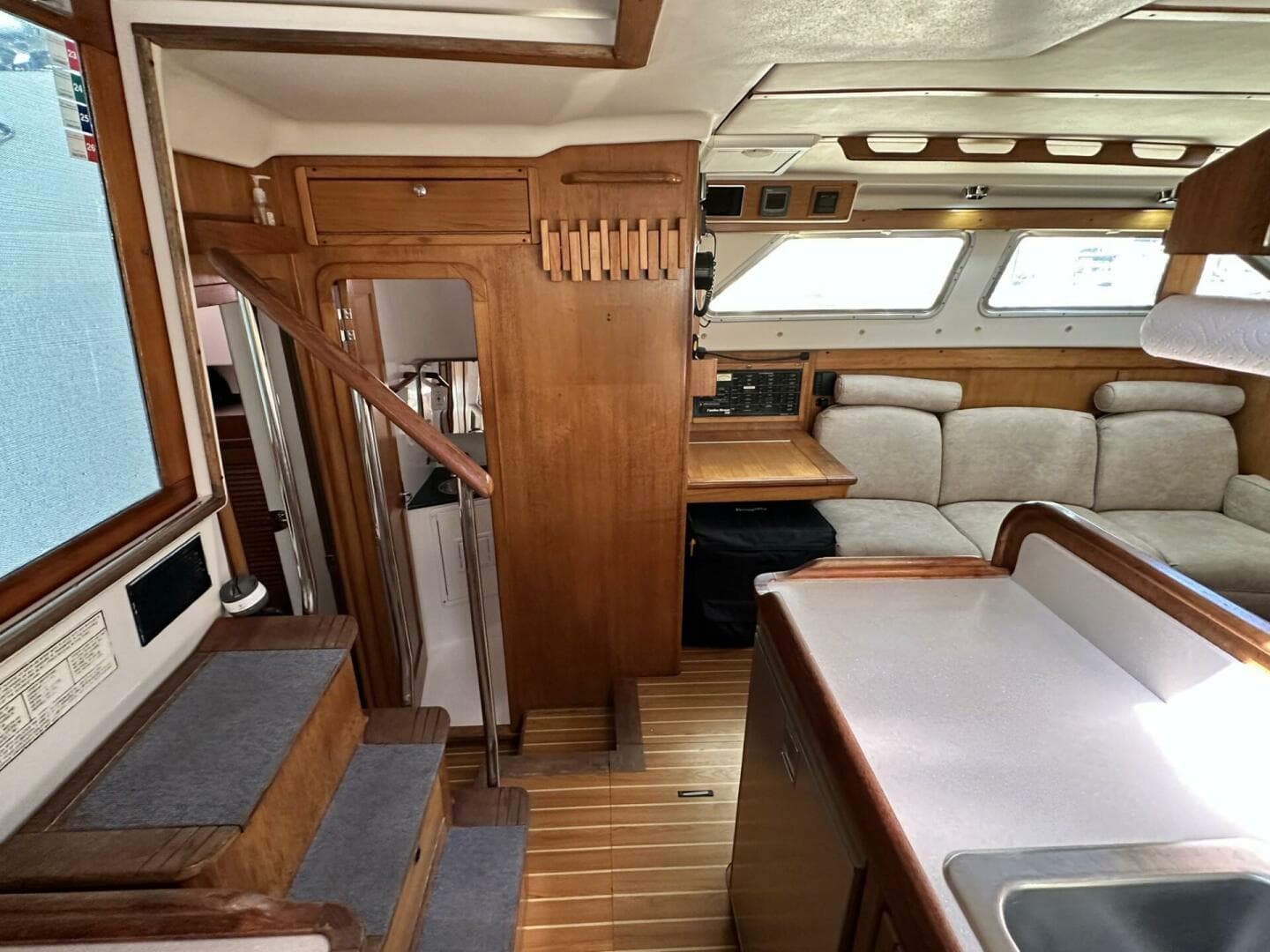 2005 Catalina Morgan 440