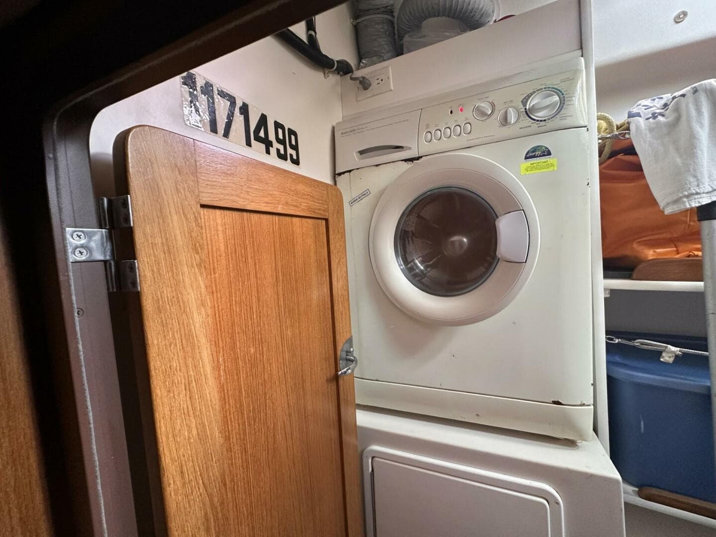 2005 Catalina Morgan 440