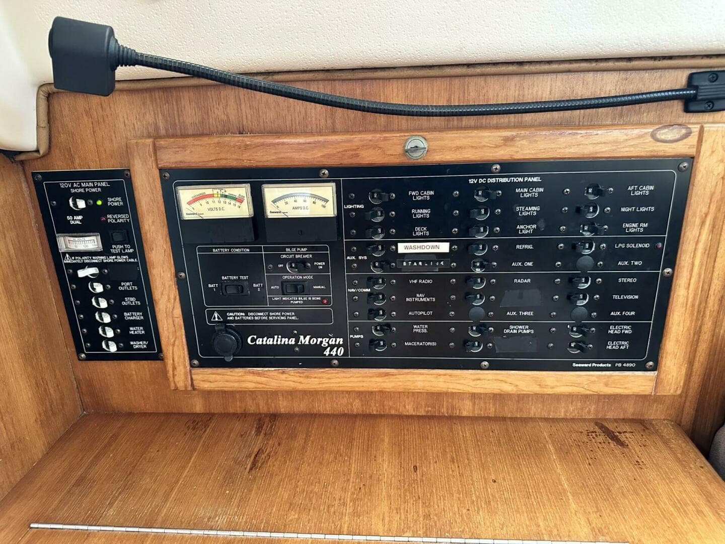 2005 Catalina Morgan 440