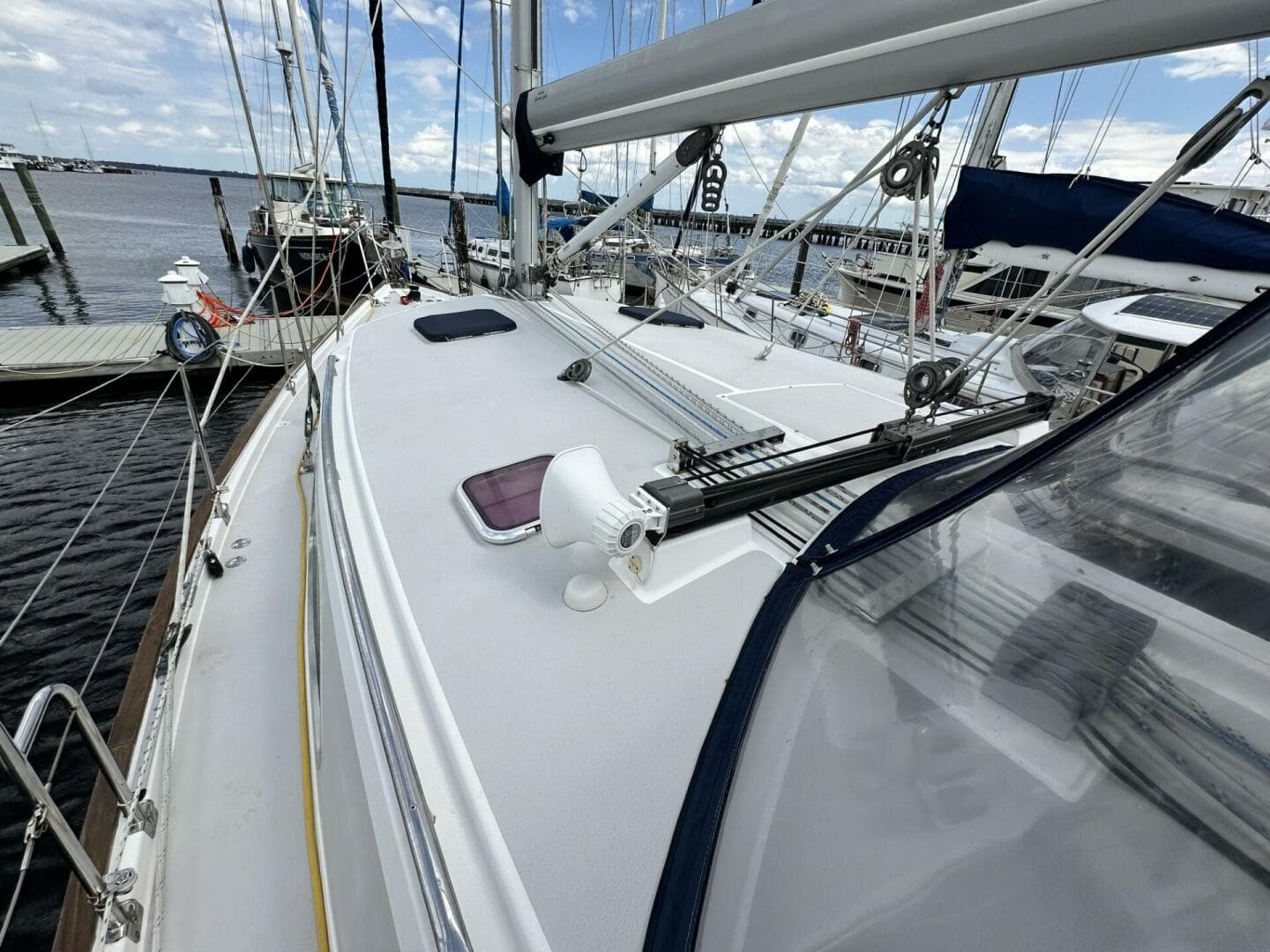 2005 Catalina Morgan 440
