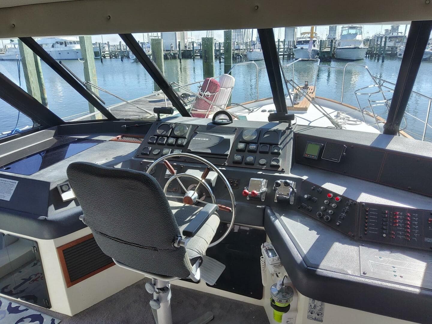 1991 Bayliner 4588 Pilothouse Motoryacht