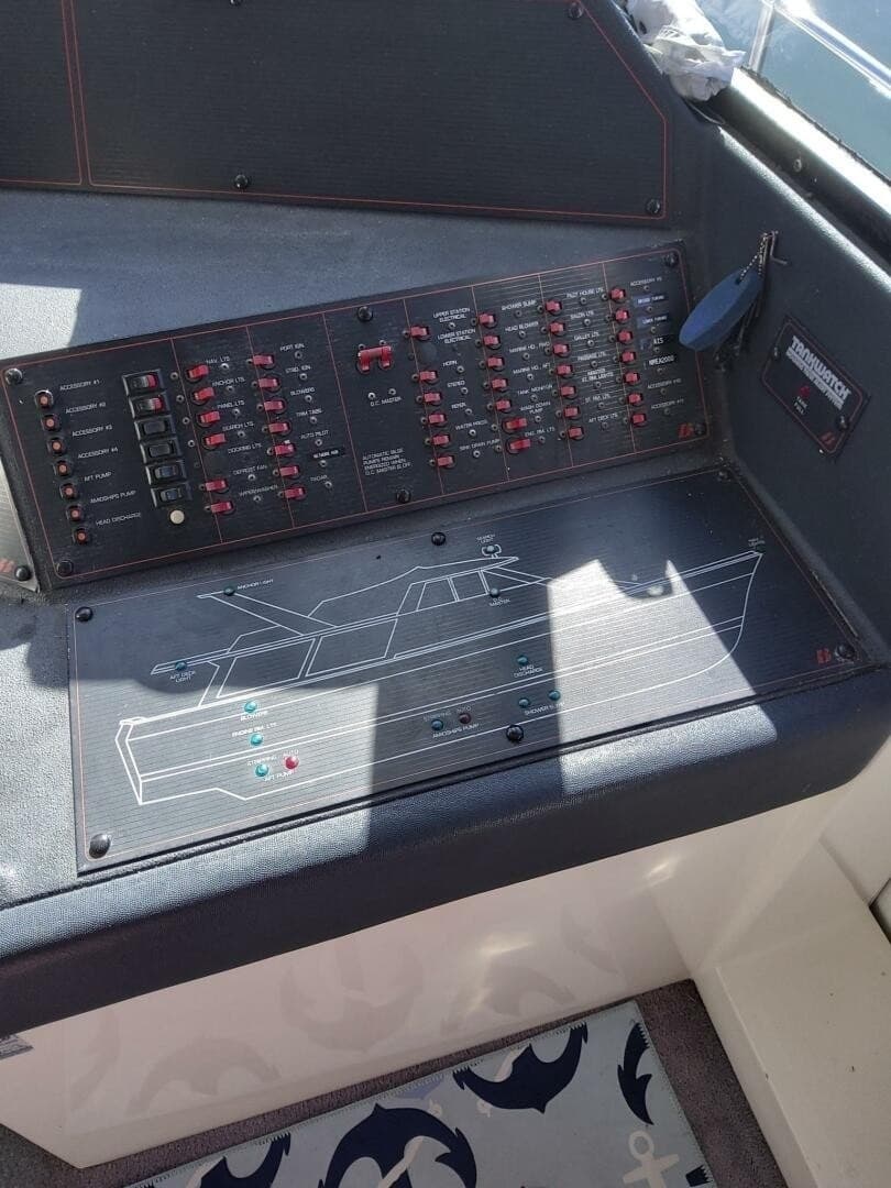 1991 Bayliner 4588 Pilothouse