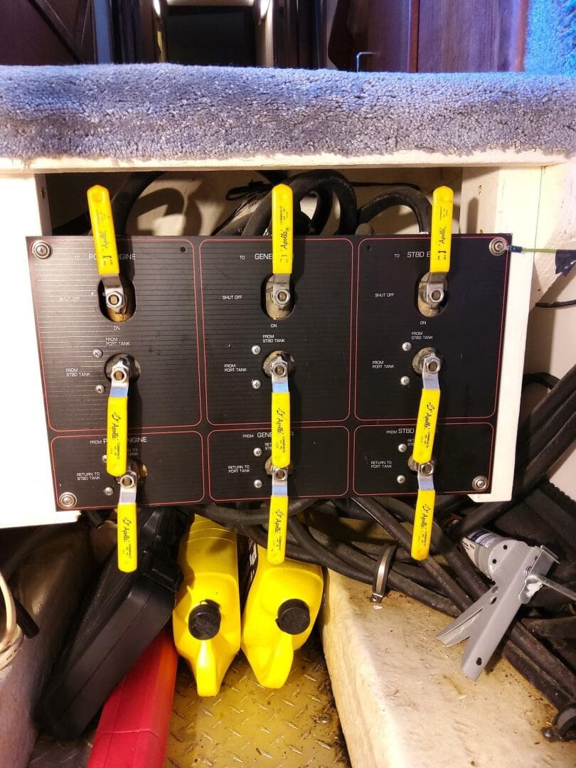 1991 Bayliner 4588 Pilothouse Motoryacht