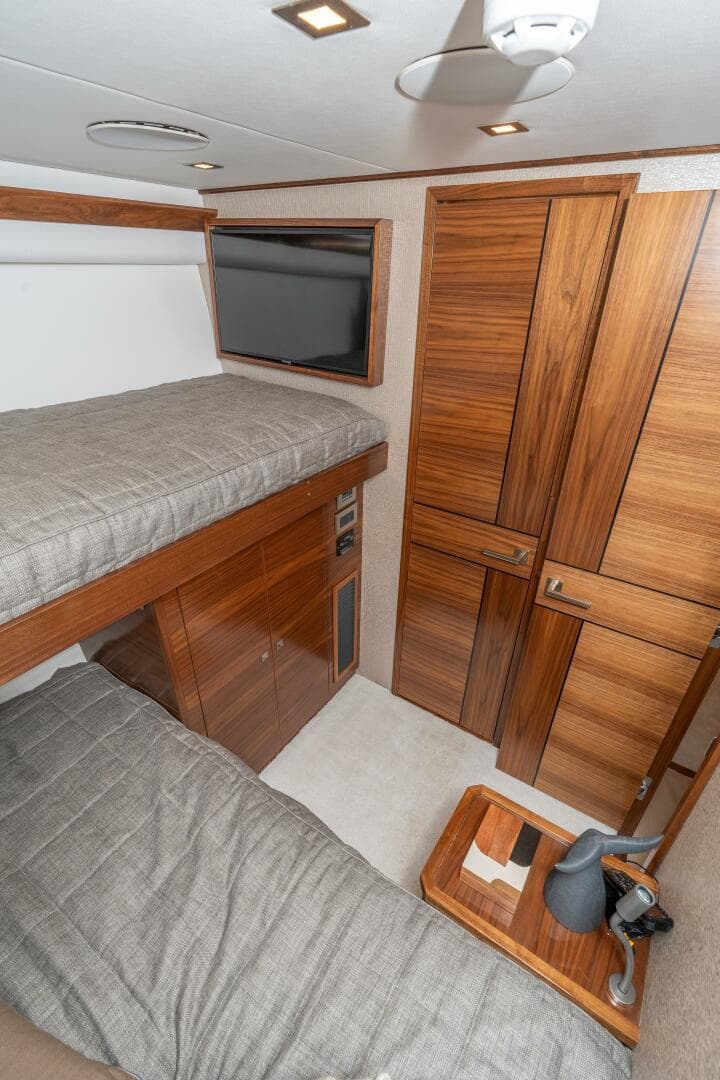 2025 Viking 90C "Zatara" 