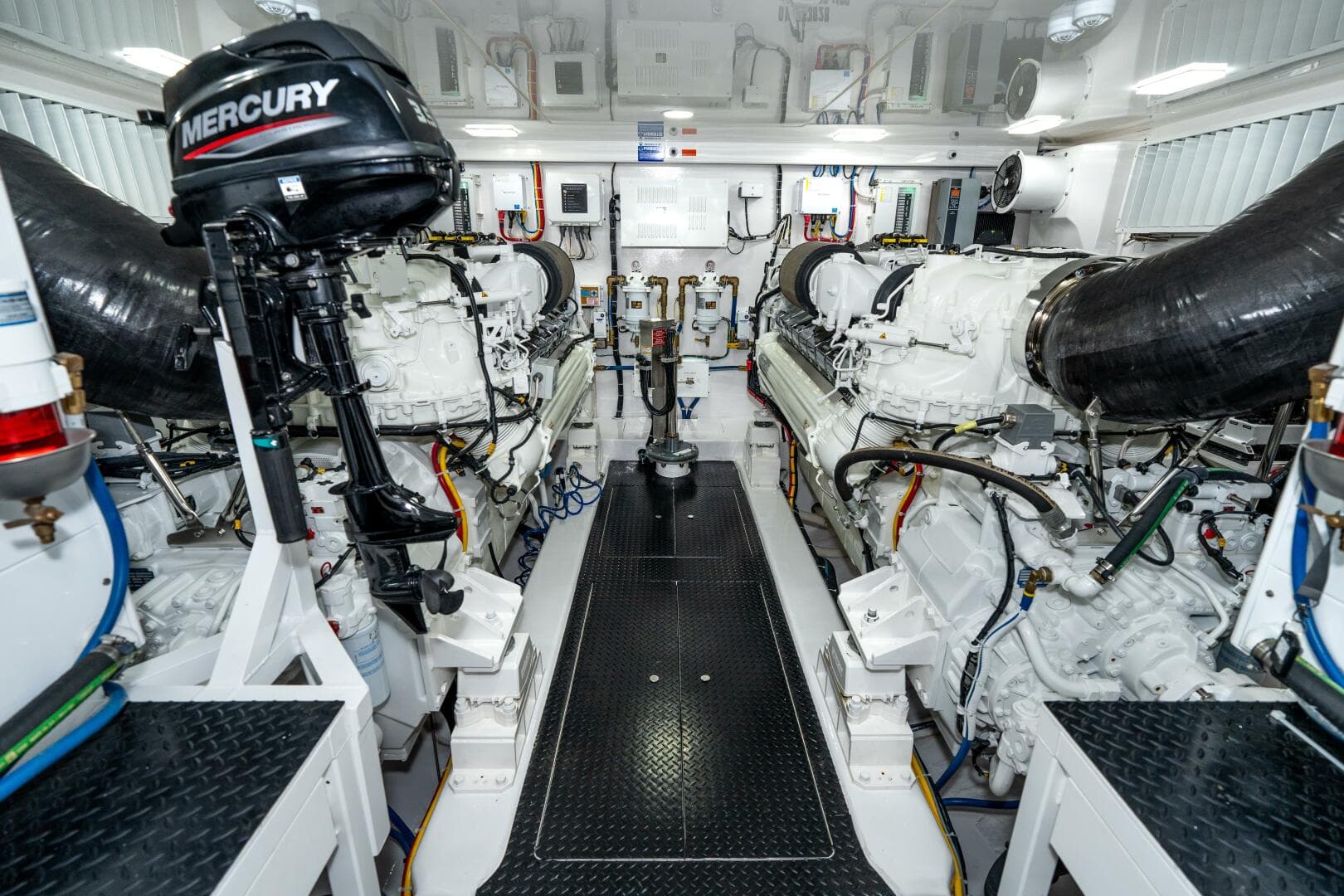 2025 Viking 90C "Zatara" 