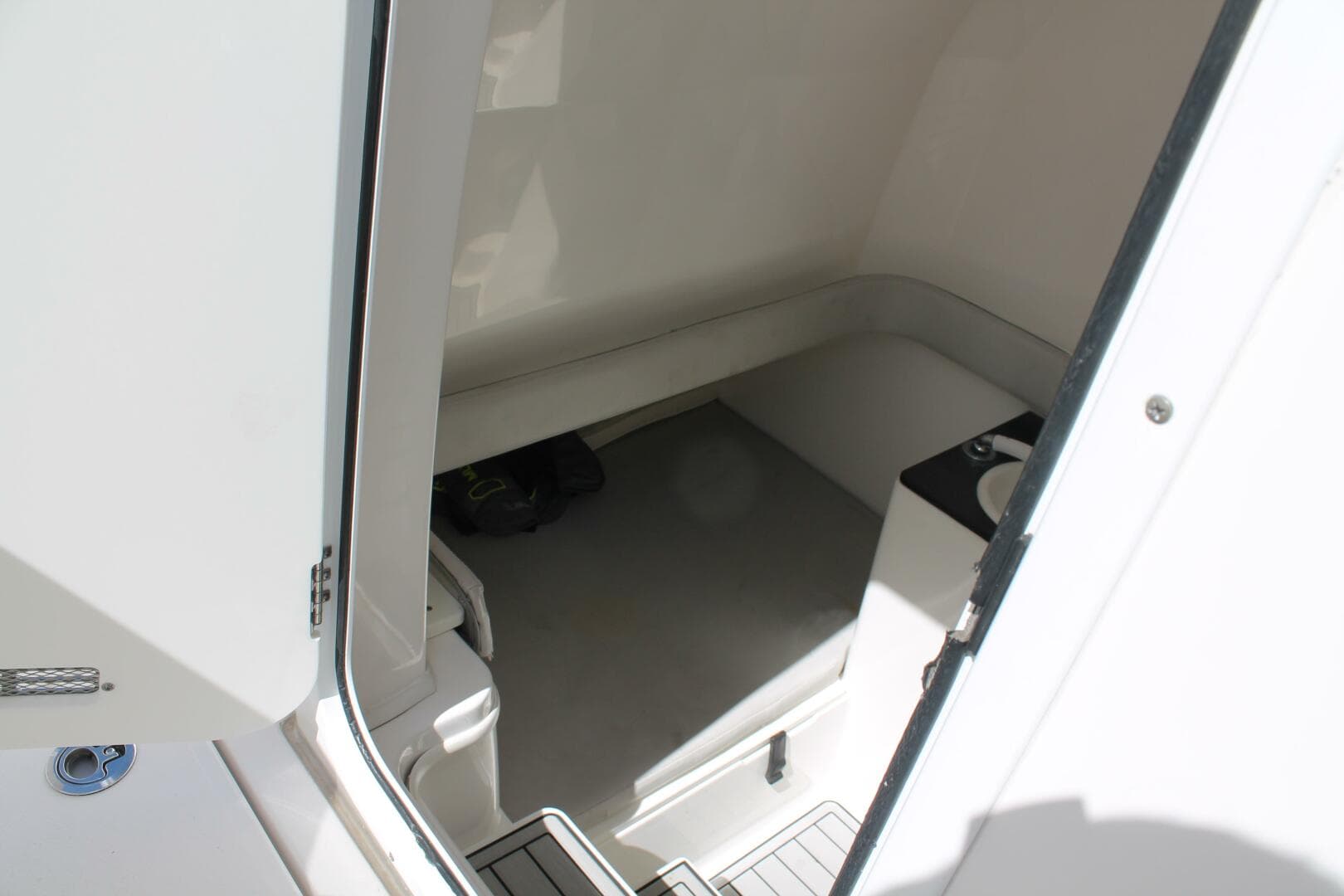 2018 Sea Fox 328 Commander