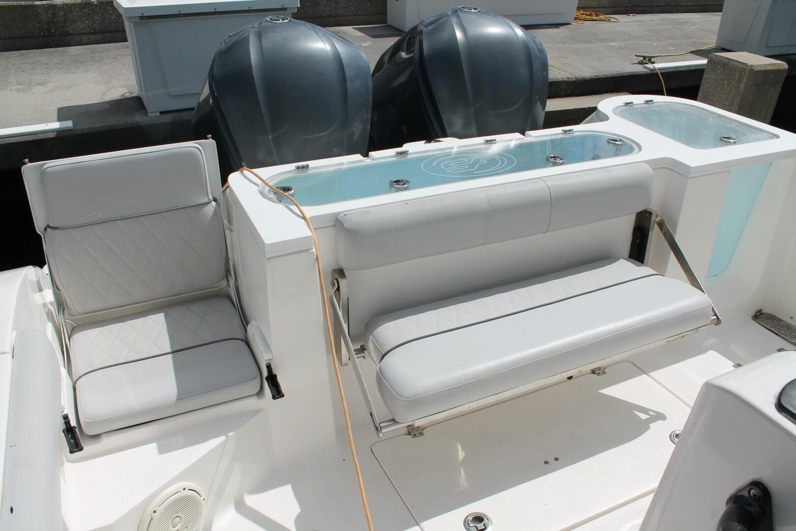 2018 Sea Fox 328 Commander