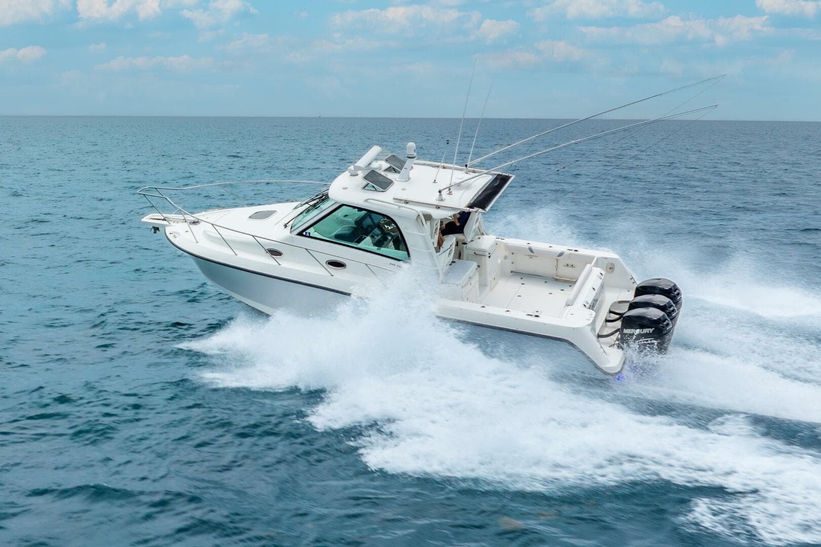 2012 Boston Whaler 345 Conquest - Profile 