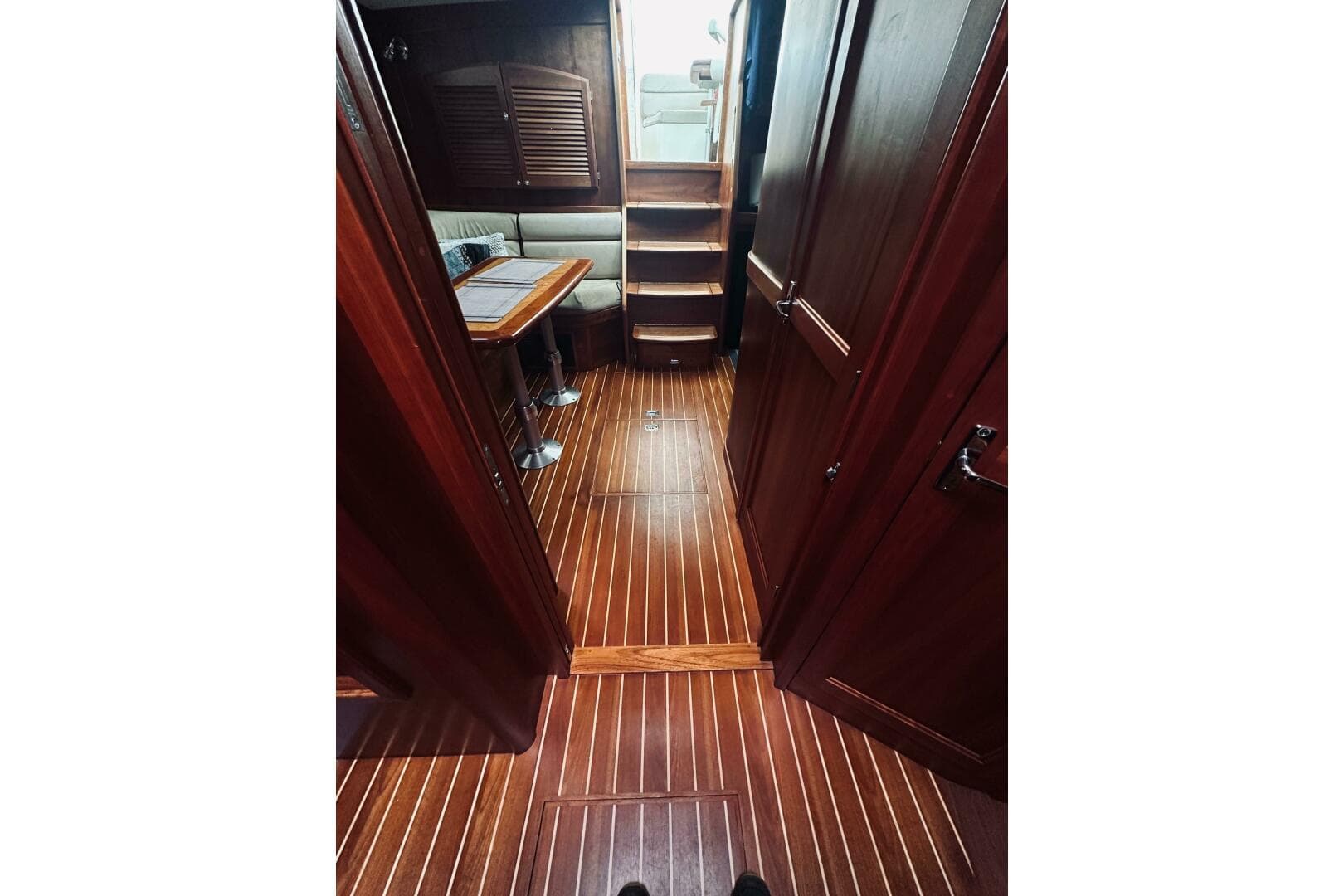 2008 Sabre 38 Hard Top Express