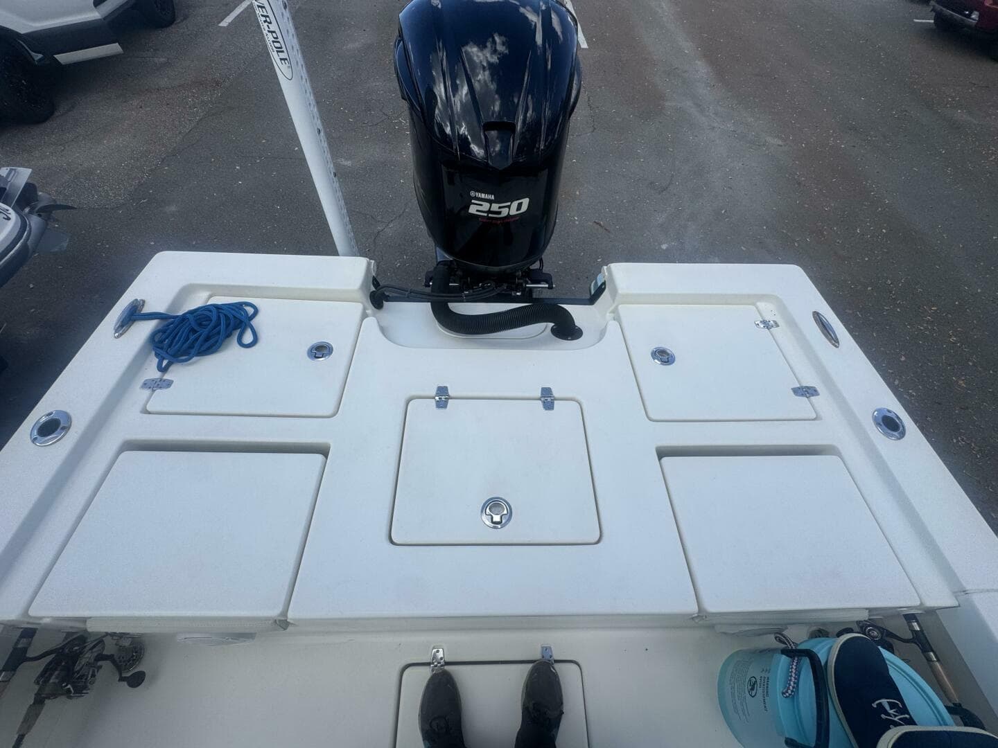 2016 Pathfinder 2400 TRS