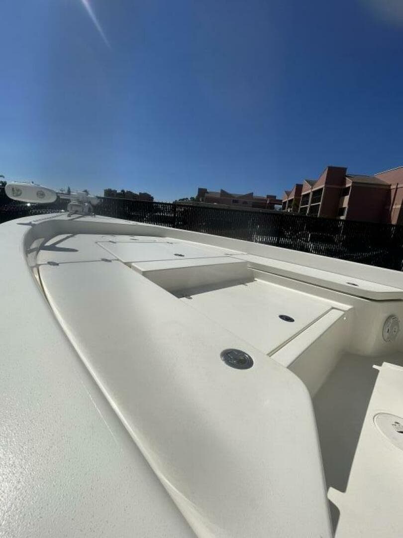 2016 Pathfinder 2400 TRS