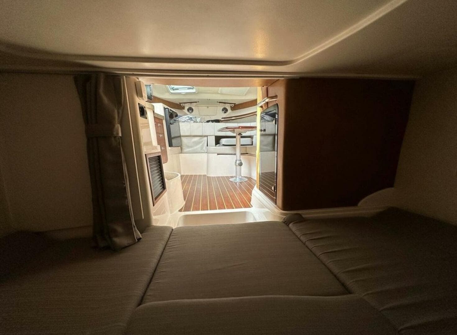 2014 Grady-White Express 330