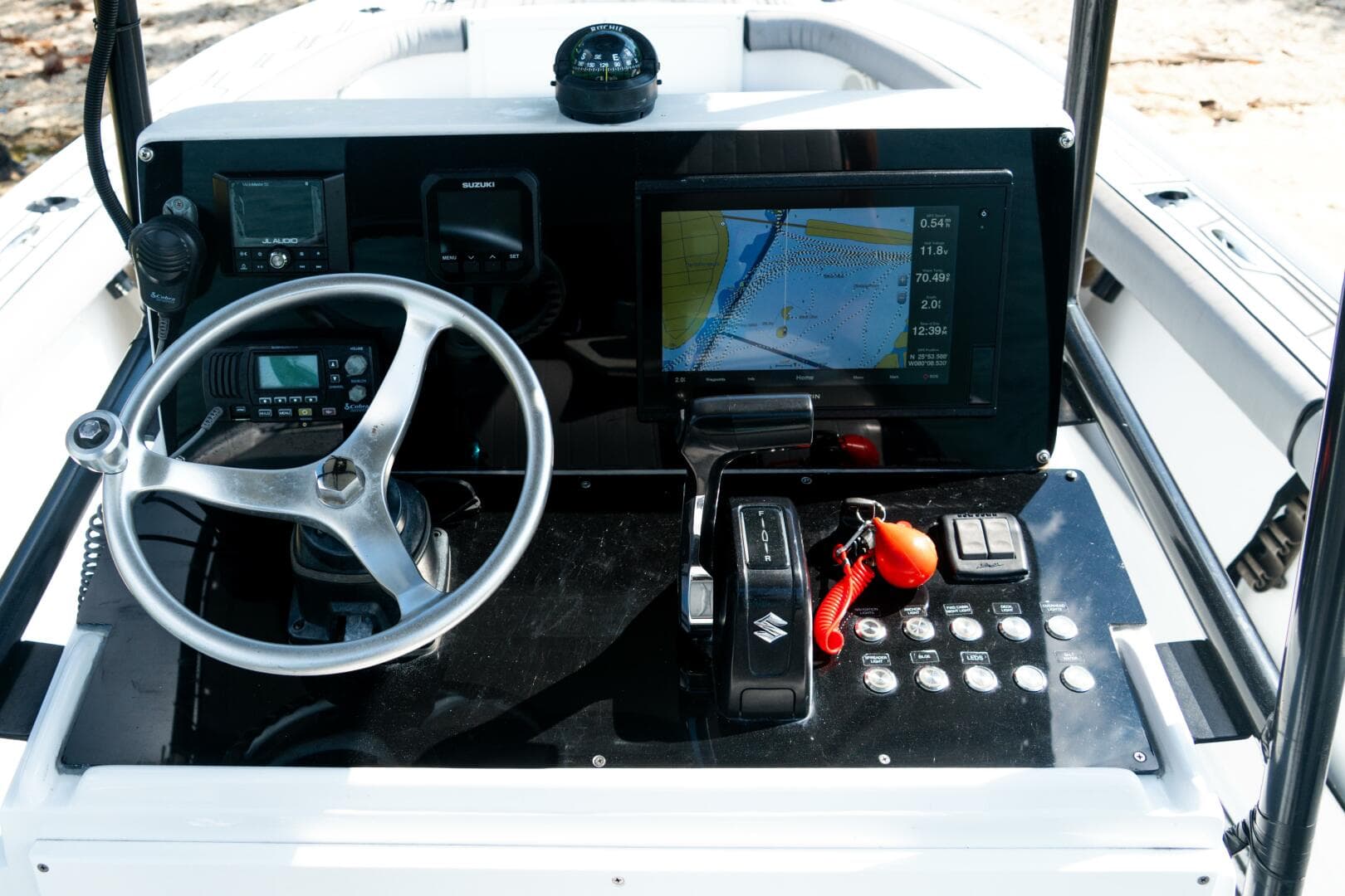 1980 Mako 214 Walkaround