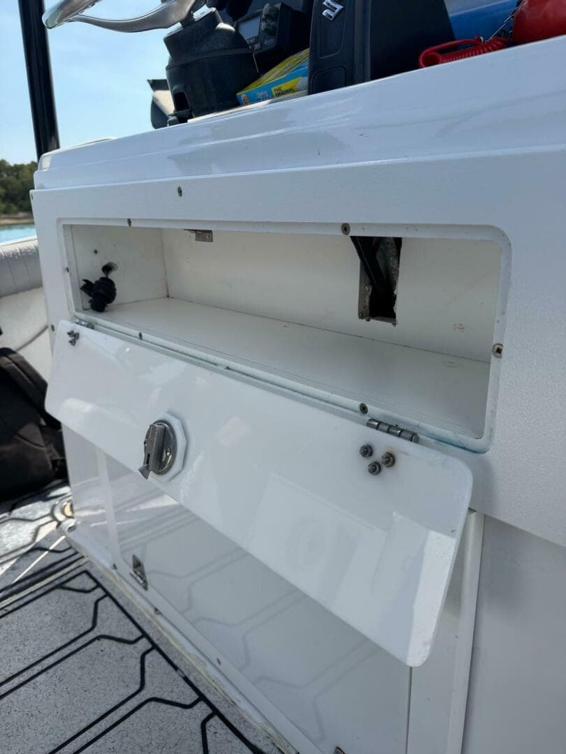 1980 Mako 214 Walkaround