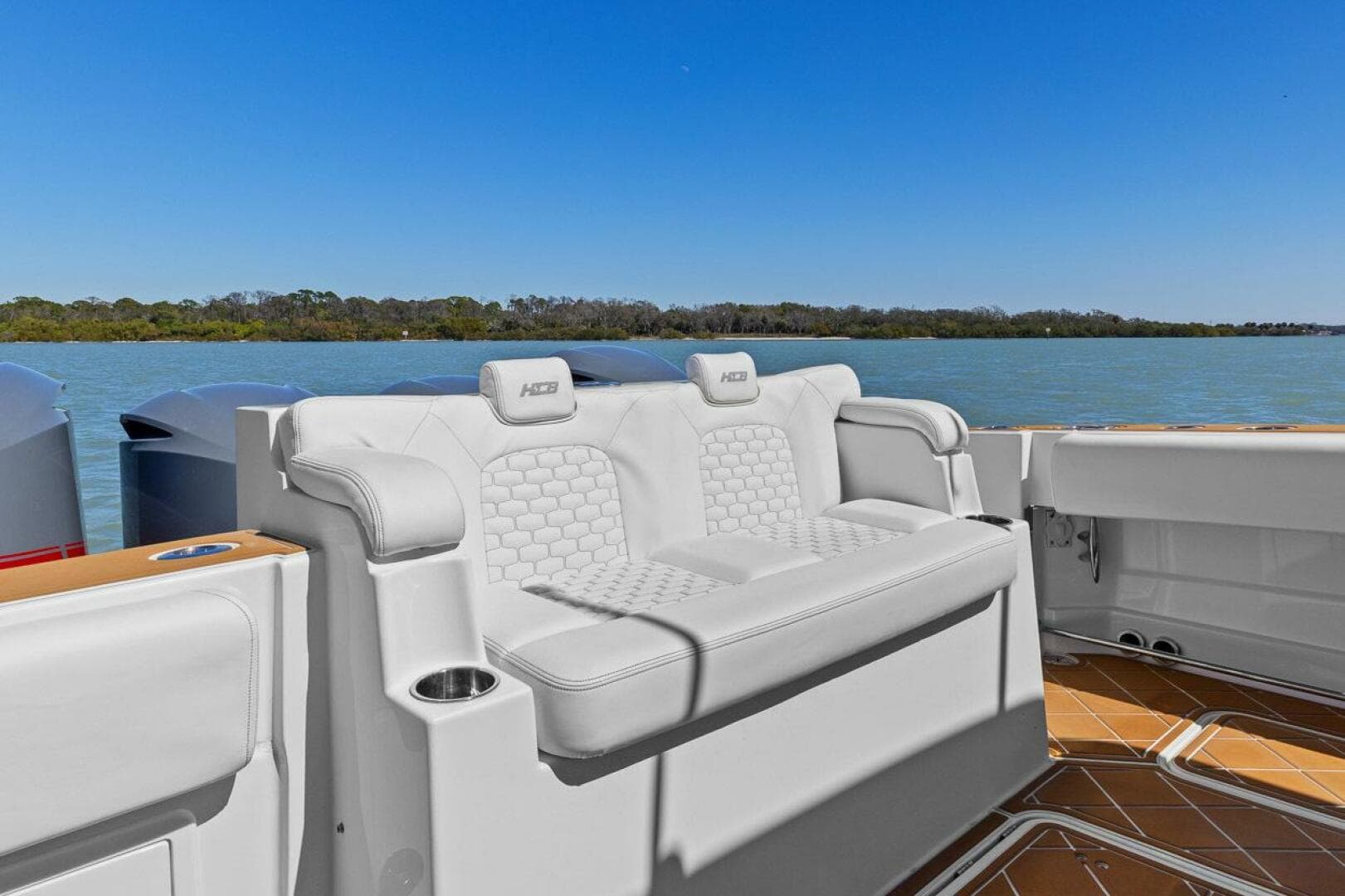 2019 Hydra-Sports 4200 Siesta