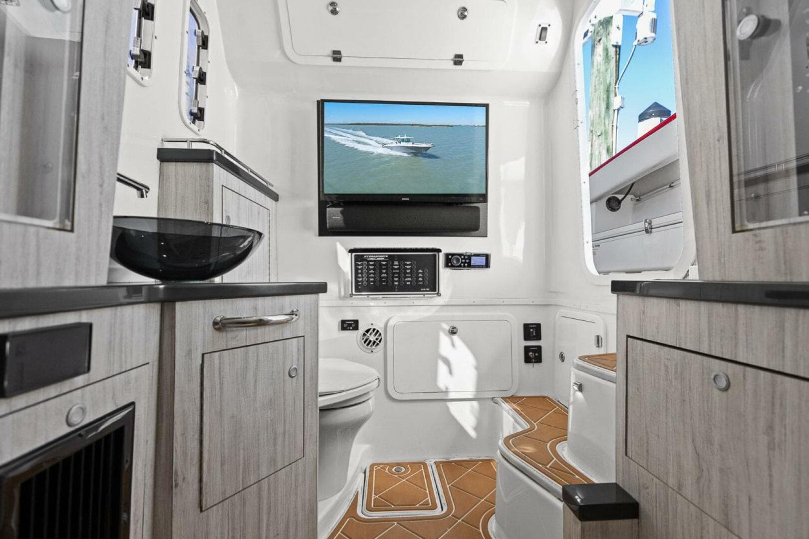 2019 Hydra-Sports 4200 Siesta