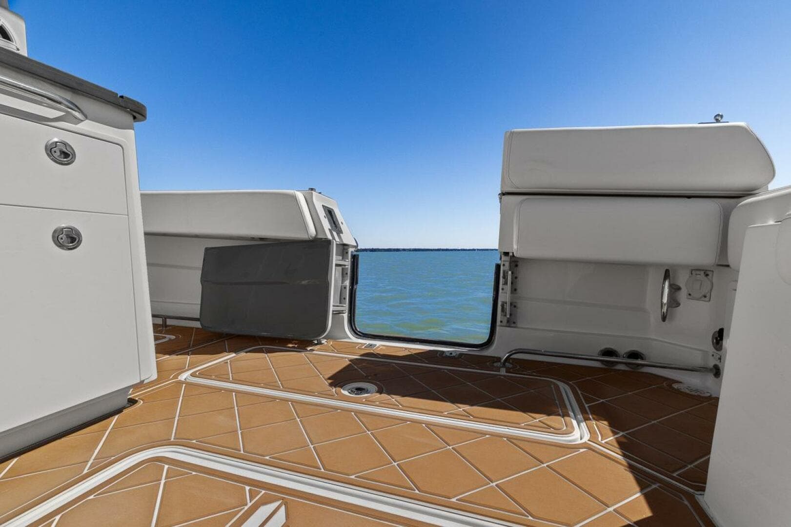 2019 Hydra-Sports 4200 Siesta