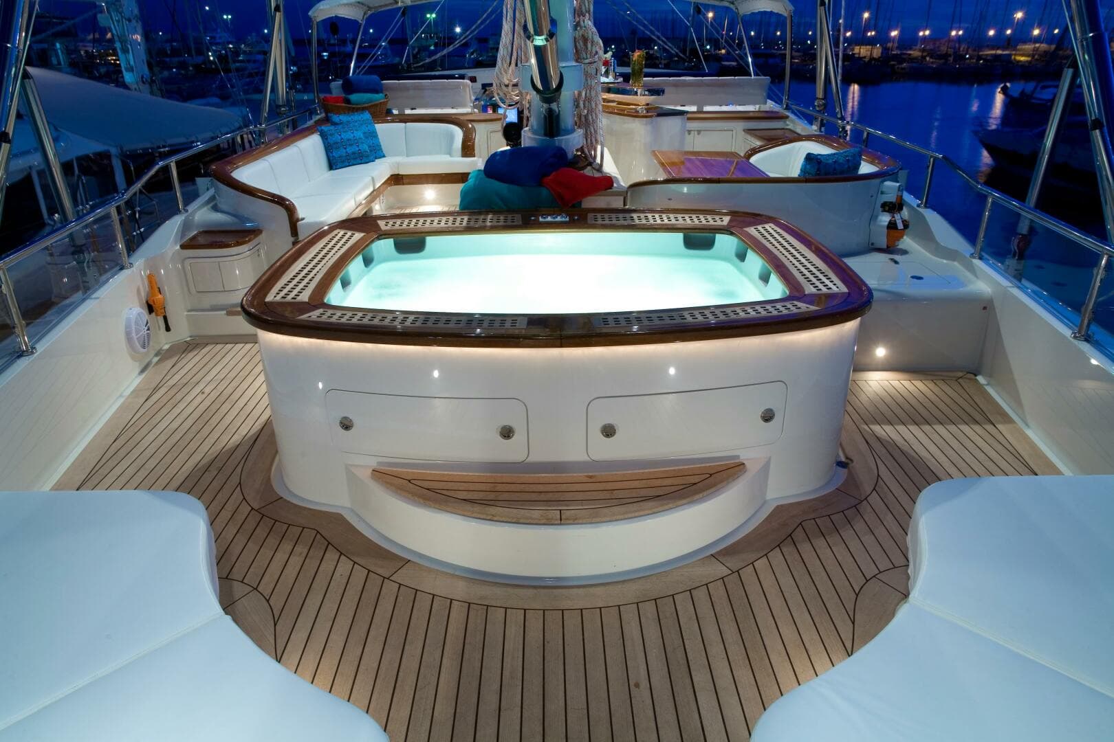 2007 Perini Navi Perini 52M