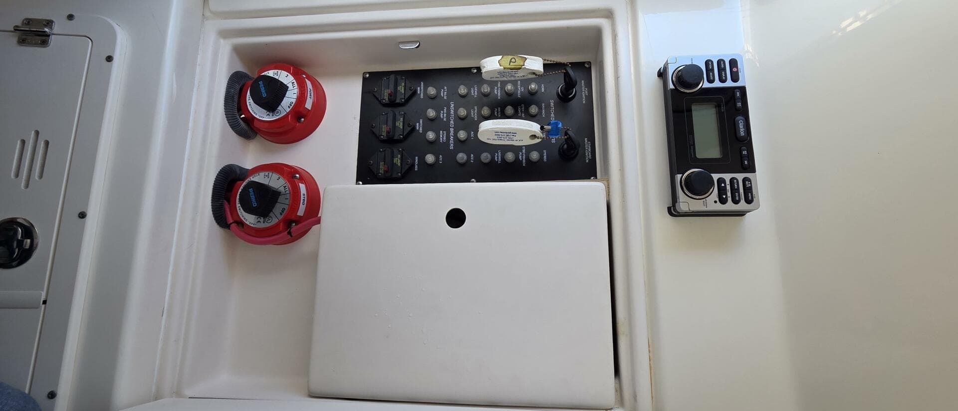 2006 Boston Whaler 270 Outrage