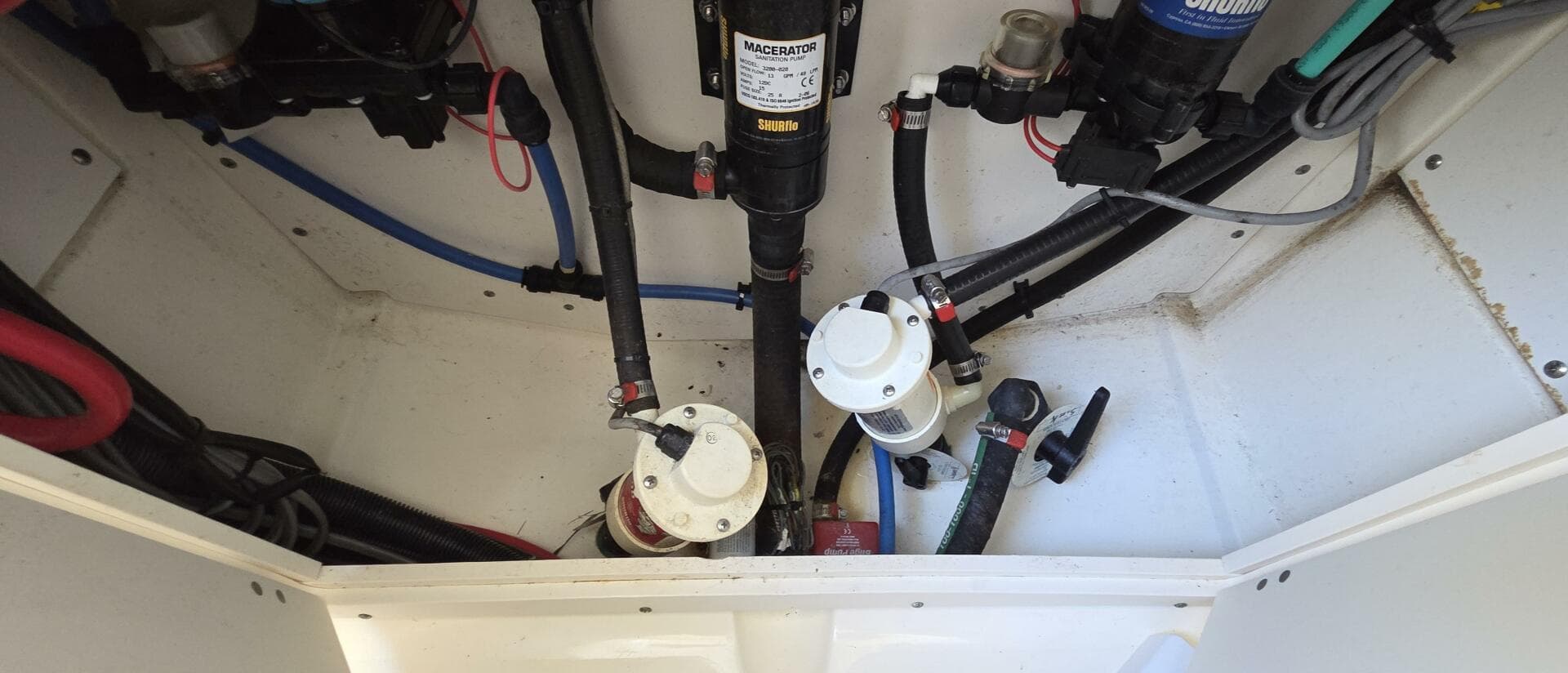 2006 Boston Whaler 270 Outrage