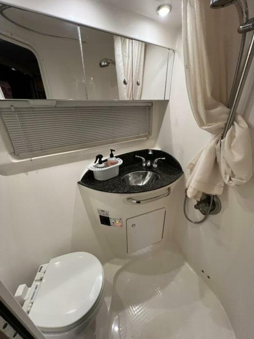 2008 Chaparral 350 Signature