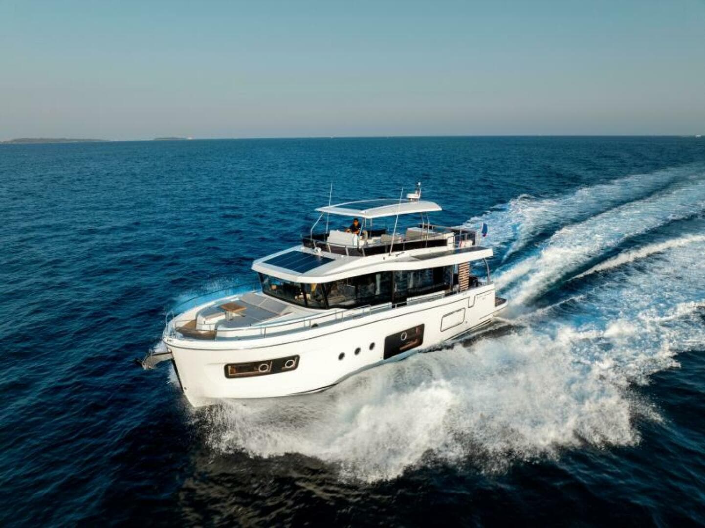 BENETEAU Swift Trawler 54