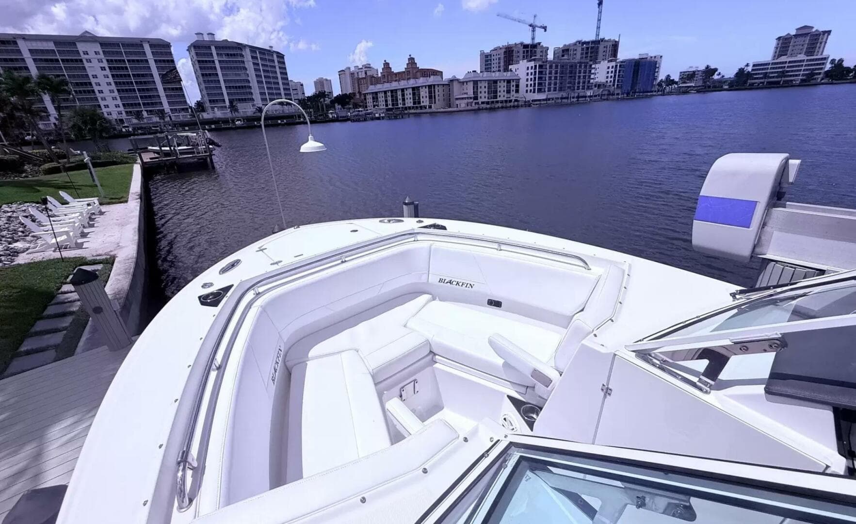 2020 Blackfin 272DC
