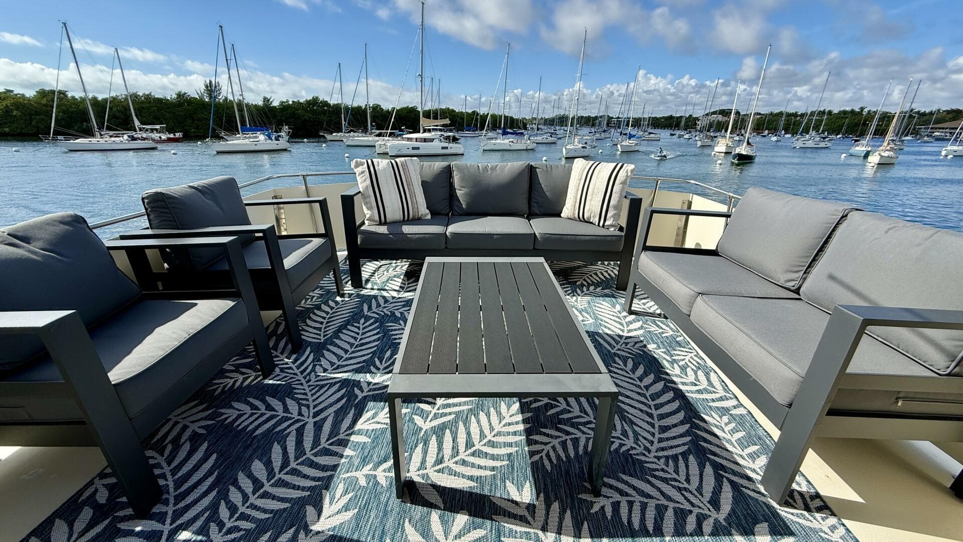 1987 Chris-Craft 500 Constellation