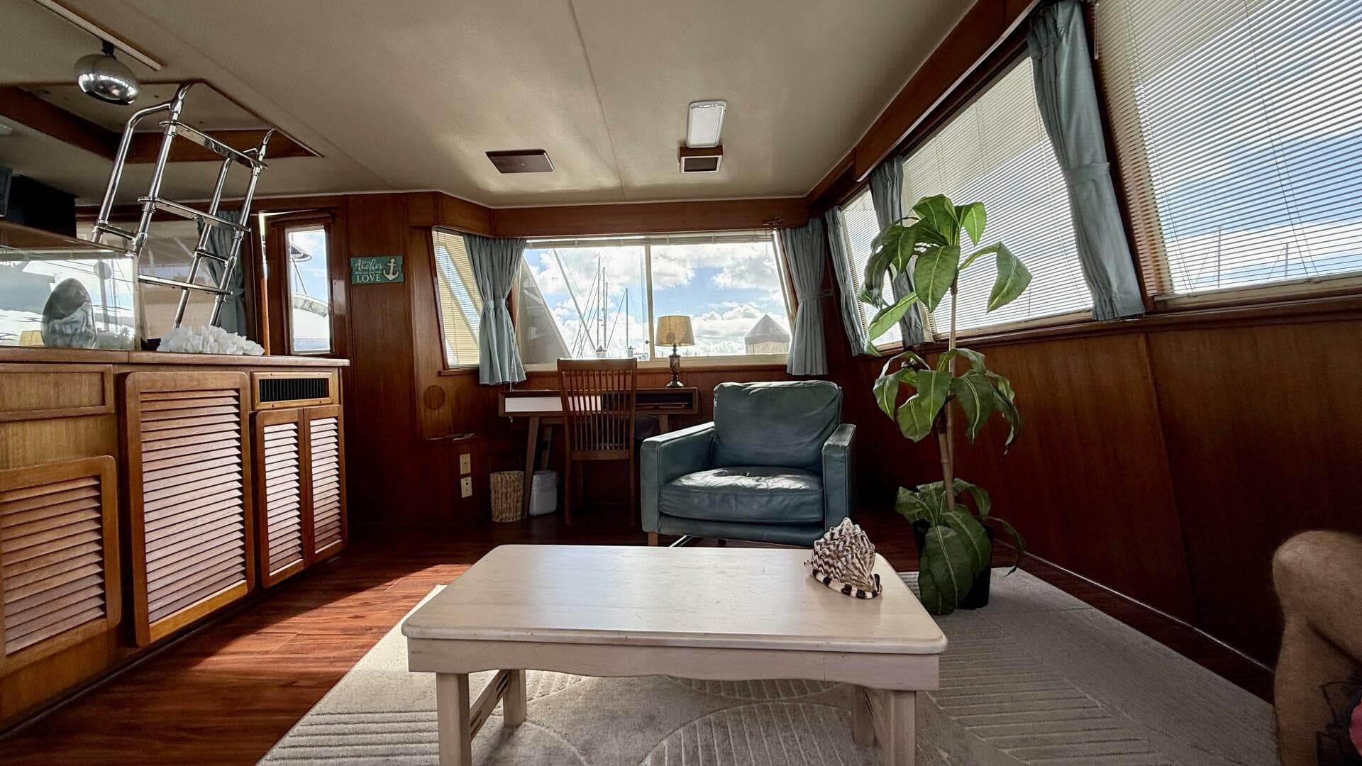 1987 Chris-Craft 500 Constellation