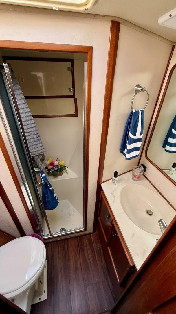 1987 Chris-Craft 500 Constellation