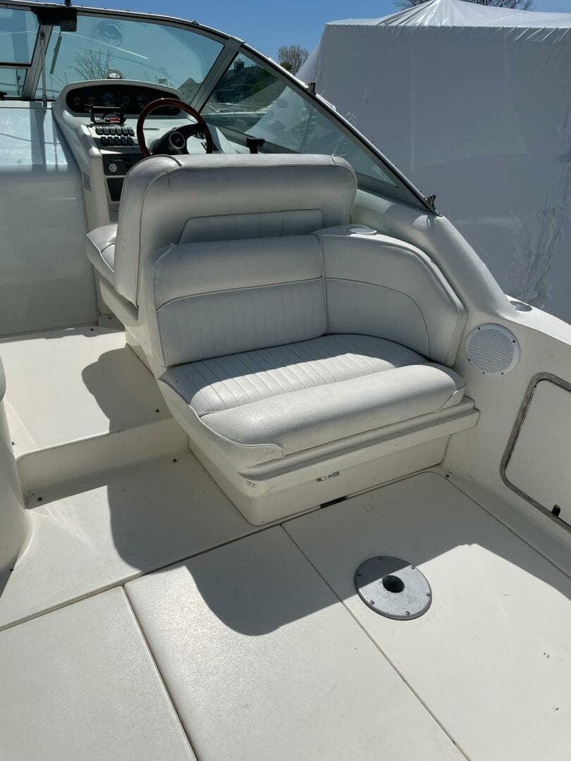 1996 Sea Ray 270 Sundancer