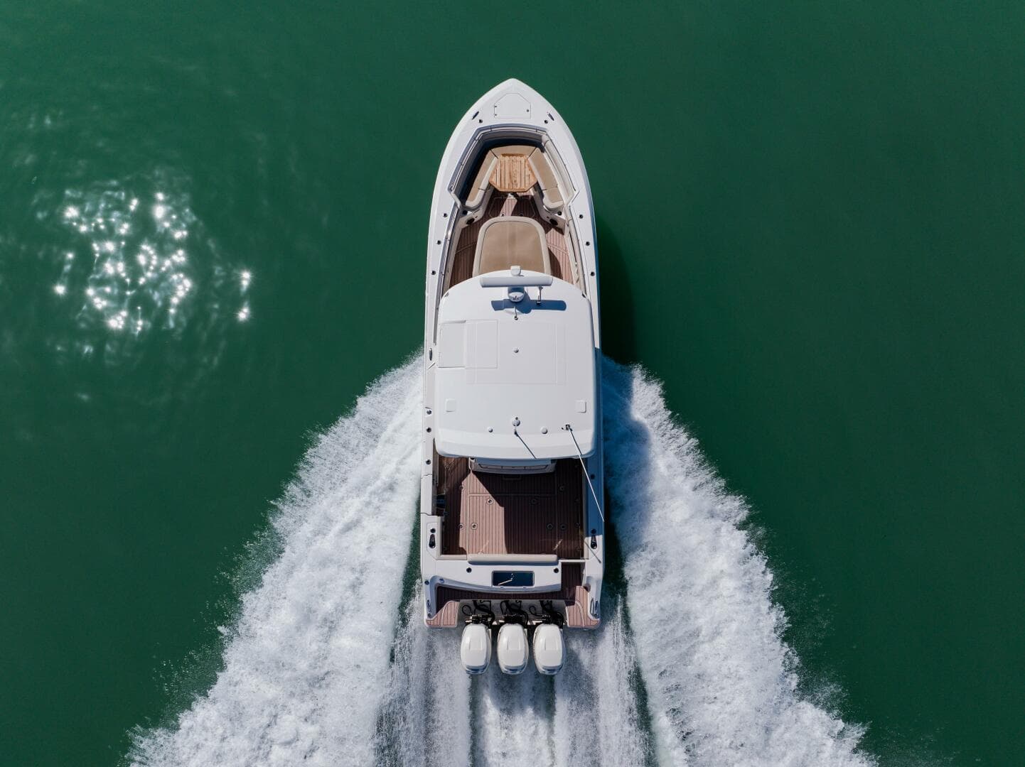 2019 Boston Whaler 380 Outrage