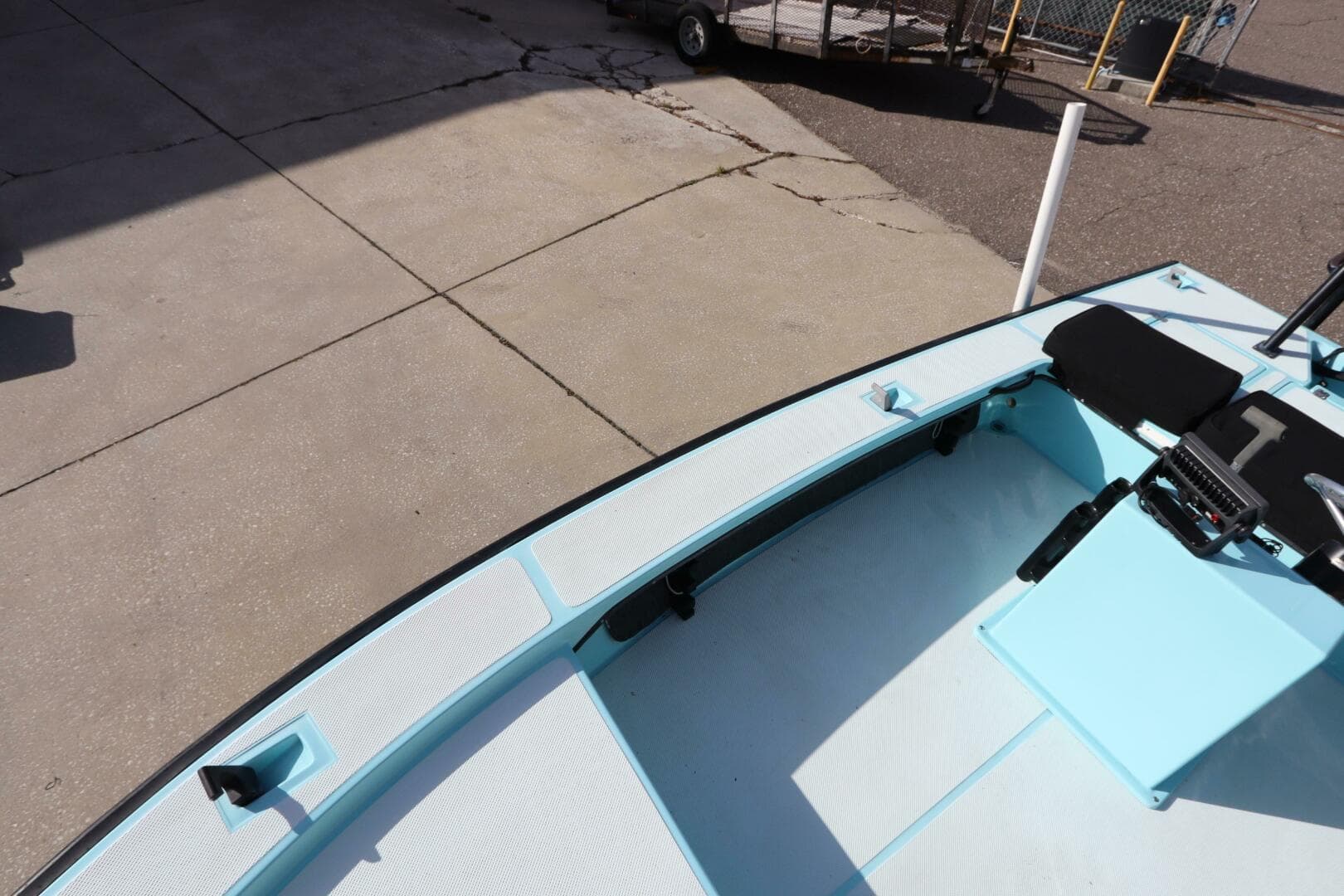 1996 Silver King Signature 16