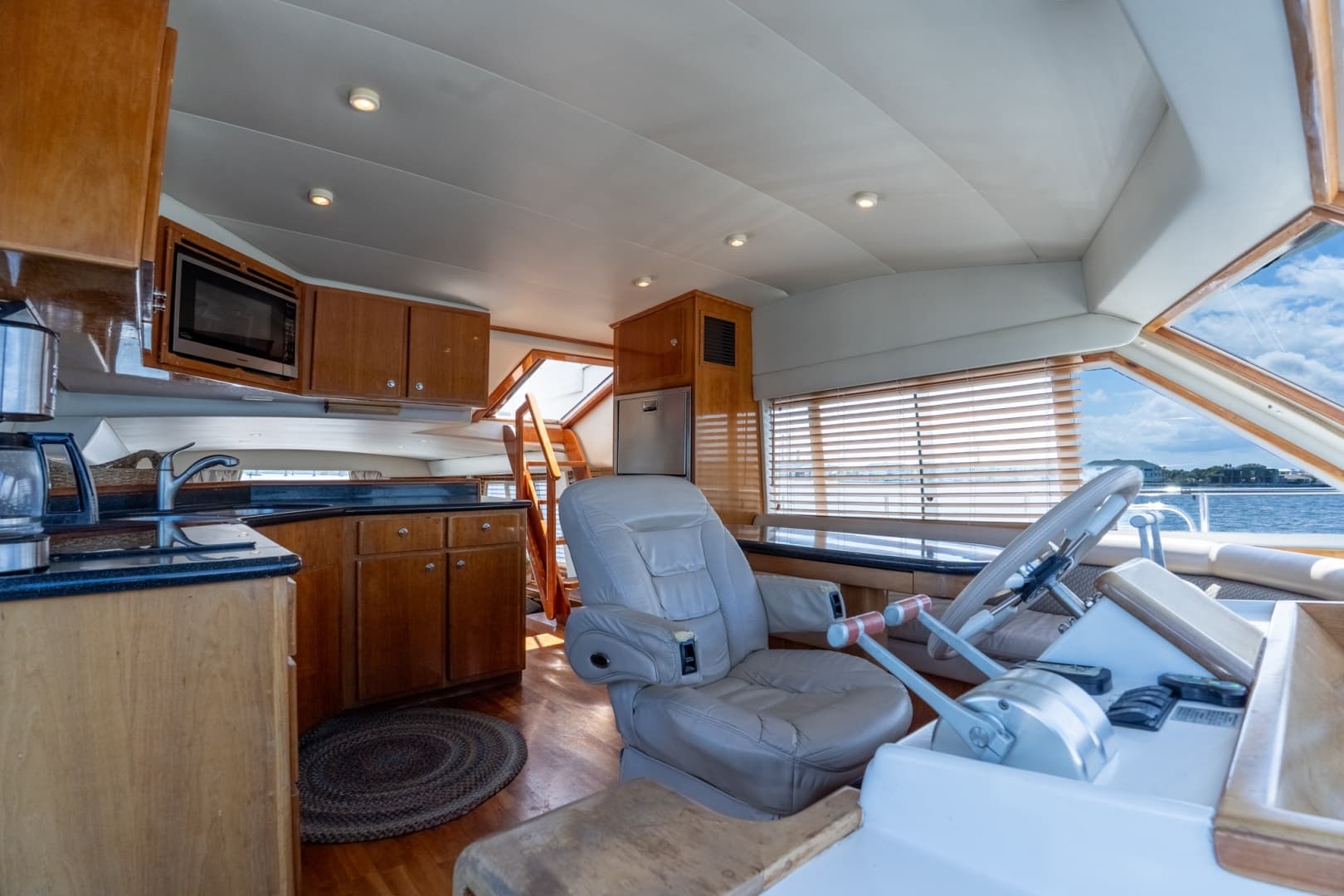 2003 Navigator 5700