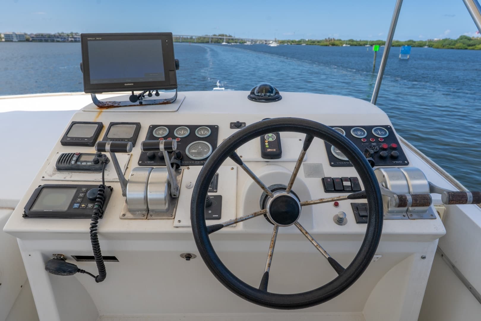 2003 Navigator 5700